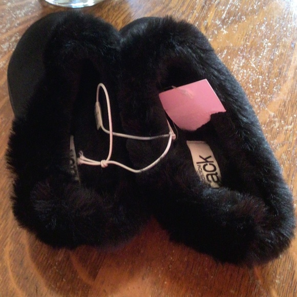 Womens Black Nordstrom Rack Faux Fur Trim Slipper Anti Skid sz small NWT - Picture 3 of 9